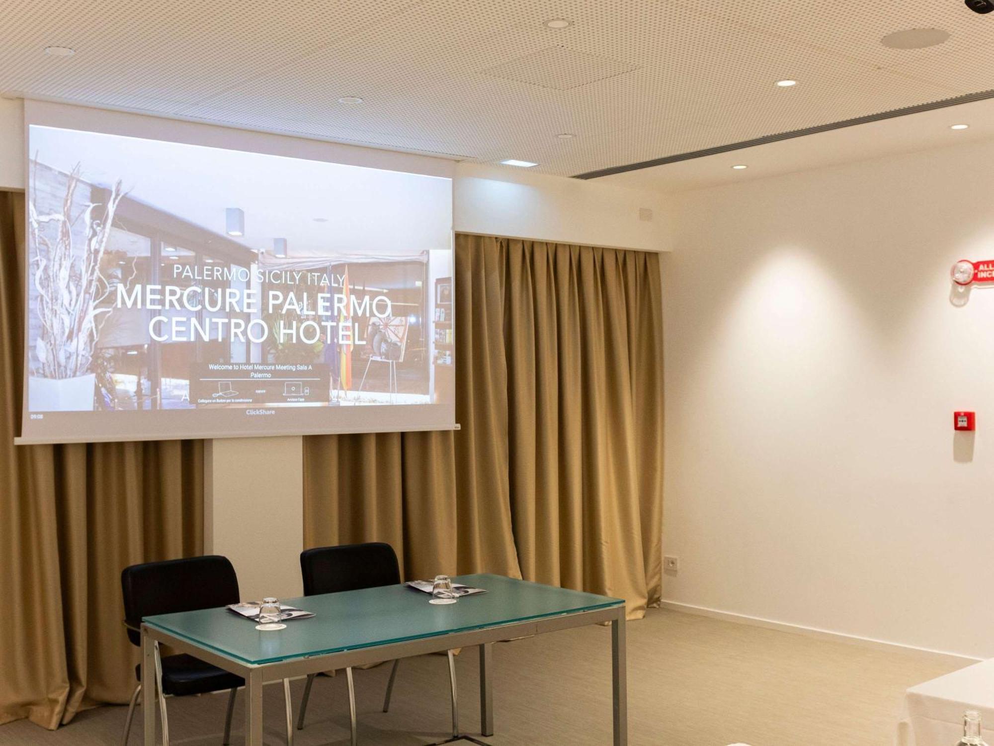Mercure Palermo Centro Buitenkant foto